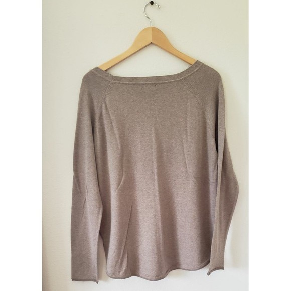Gap Long Sleeve Women's Sweater Light Brown Size Large - Picture 2 of 3